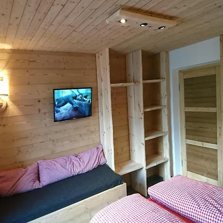 With Sauna * Fuegen