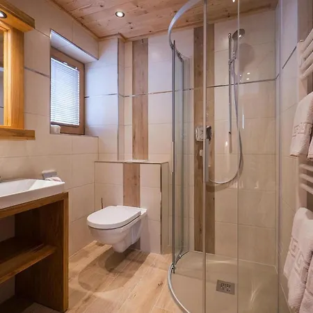 With Sauna Holiday home Fuegen